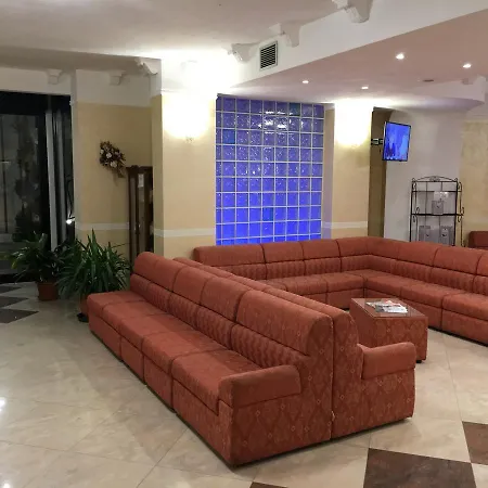 Euro מלון 3*